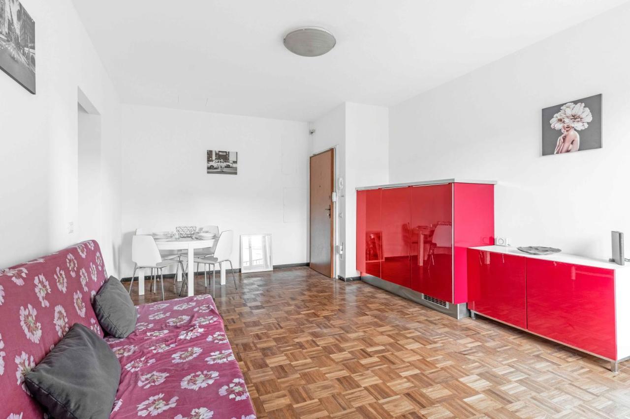Mi8 -10 Minutes From The Duomo- Large Apartment Милан Экстерьер фото